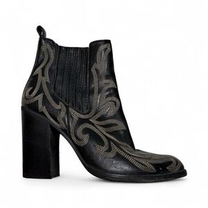 Dolce Vita Seth Black Western Heel Boot with Tan Detailing Size 7